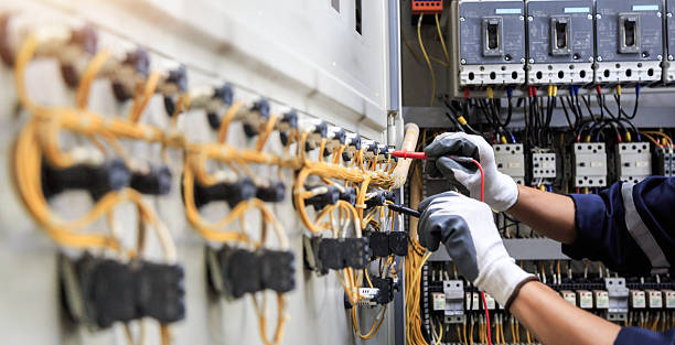 Professional Electrician technician working in Oradell, NJ